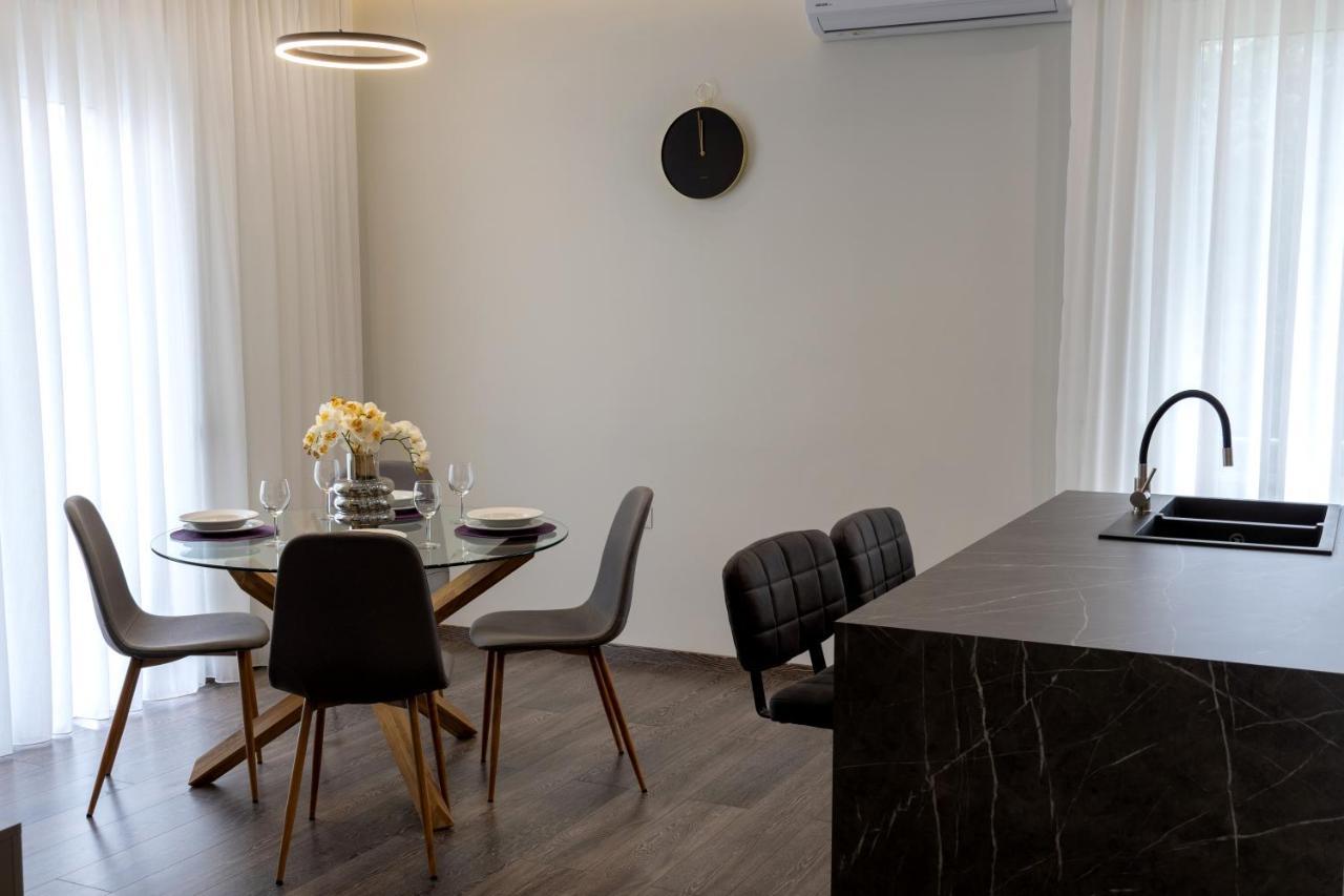 Mini Escape Apartment *